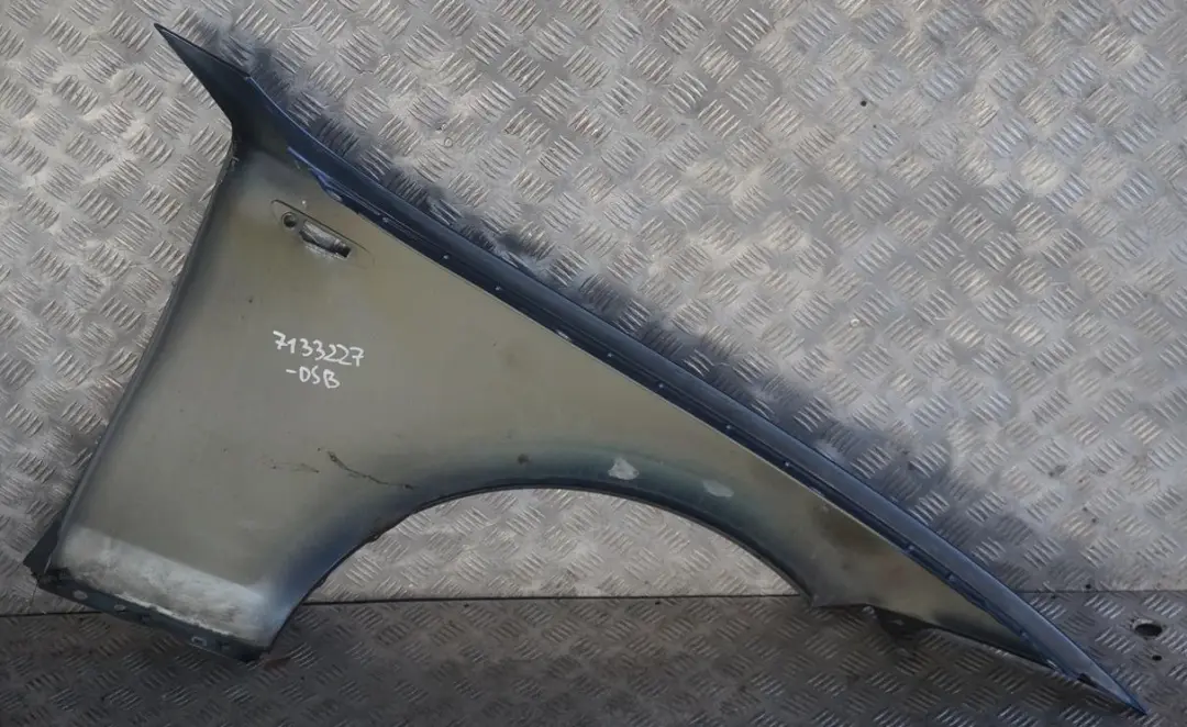 Side Panel Wing Fender Front Left N/S Tiefseeblau Blue A76 to BMW 1 Series E81 E87 with Part number 7133227 BMW 1 Series E81 E87 Side Panel Wing Fender Front Left N/S Tiefseeblau Blue A76 - SKU 7133227-DSB - Part number 7133227