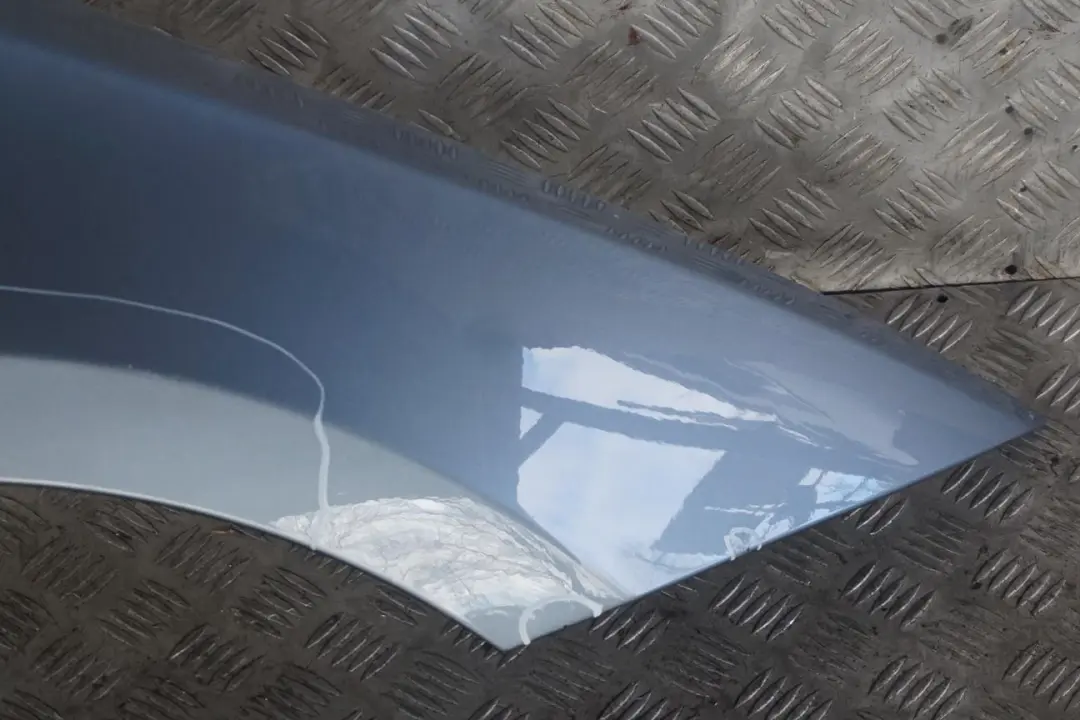 BMW 1 E81 E87 2 Side Panel Fender Wing Front Right O/S Quarzblau Blue A18 - SKU 7133228-QB2 - Part number 7133228