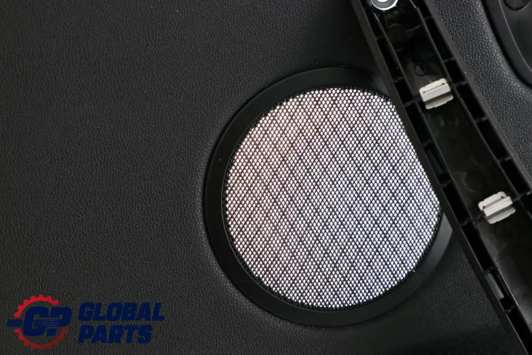 Embellecedor Interior Puerta Delantera Derecha Foliente Negro para BMW E87 con número de pieza 7133300 BMW E87 Embellecedor Interior Puerta Delantera Derecha Foliente Negro - SKU 7133300-1 - Número de pieza 7133300