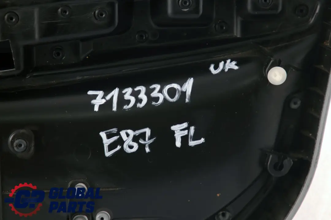 BMW 1 Reihe E87 Türverkleidung Vorn Links Alaskagrau Grau Leder - SKU 7133301 - Teilenummer 7133301