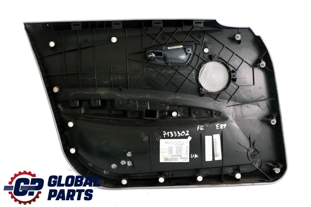 Tapicerka boczek drzwi prawy przód do BMW E 87 o numerze 51417133302 BMW E 87 Tapicerka boczek drzwi prawy przód - SKU 7133302 - Numer Części 51417133302