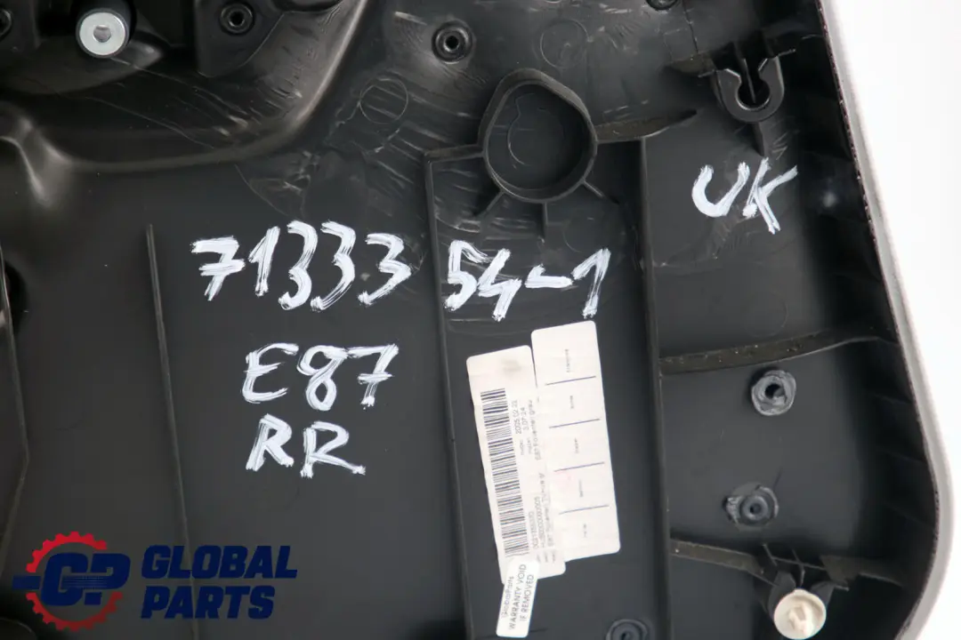 Türverkleidung hinten rechts Alaskagrau Grau für BMW 1 er E87 mit Teilenummer 51427133354 BMW 1 er E87 Türverkleidung hinten rechts Alaskagrau Grau - SKU 7133354-1 - Teilenummer 51427133354