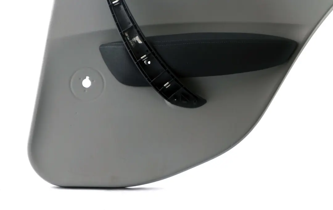 Reihe E87 Türverkleidung hinten rechts Alaskagrau Alaska Grau für BMW 1 mit Teilenummer 7133354 BMW 1 Reihe E87 Türverkleidung hinten rechts Alaskagrau Alaska Grau - SKU 7133354 - Teilenummer 7133354