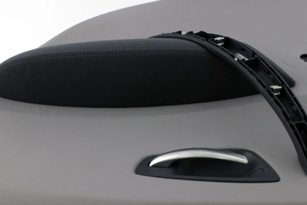 BMW 1 Reihe E87 Türverkleidung hinten rechts Alaskagrau Alaska Grau - SKU 7133354 - Teilenummer 7133354