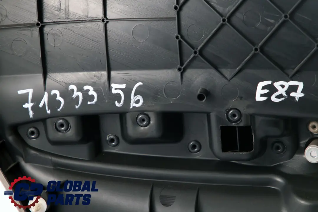 Tapicerka Boczek Drzwi Osłona Panel Prawy Tył do BMW E87 o numerze 7133356 BMW E87 Tapicerka Boczek Drzwi Osłona Panel Prawy Tył - SKU 7133356 - Numer Części 7133356