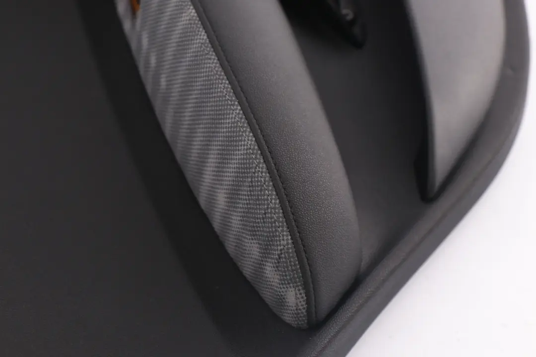 Left N/S Door Card Trim Panel Folienteil Schwarz Black to BMW 1 Series 2 E87 Rear with Part number 7133359 BMW 1 Series 2 E87 Rear Left N/S Door Card Trim Panel Folienteil Schwarz Black - SKU 7133359-2 - Part number 7133359