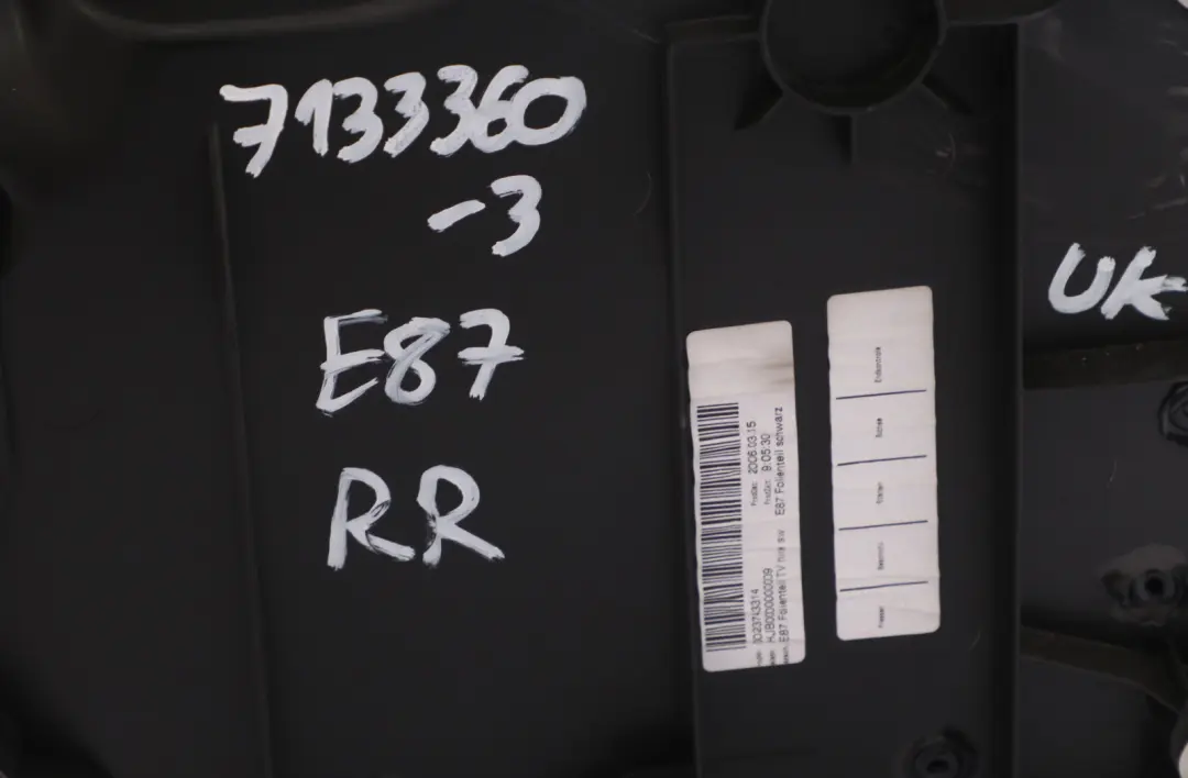 Right O/S Door Card Trim Panel Folienteil Black Leather to BMW 1 Series E87 3 Rear with Part number 7133360 BMW 1 Series E87 3 Rear Right O/S Door Card Trim Panel Folienteil Black Leather - SKU 7133360-3 - Part number 7133360