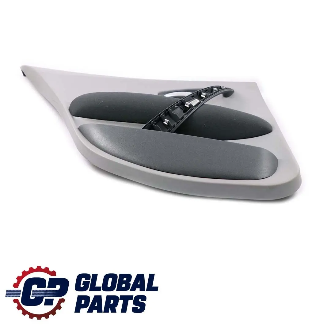 Embellecedor Tarjeta Puerta Trasera Izquierda Tela Gris para BMW E87 con número de pieza 7133361 BMW E87 Embellecedor Tarjeta Puerta Trasera Izquierda Tela Gris - SKU 7133361-2 - Número de pieza 7133361