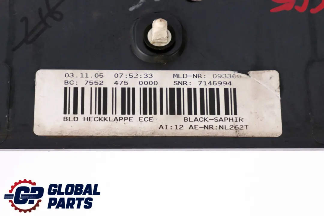 Finition du couvercle de coffre Noir Saphir Métallique pour BMW E65 E66 à propos du numéro de pièce 7133637 BMW E65 E66 Finition du couvercle de coffre Noir Saphir Métallique - SKU 7133637-BS - Numéro de pièce 7133637