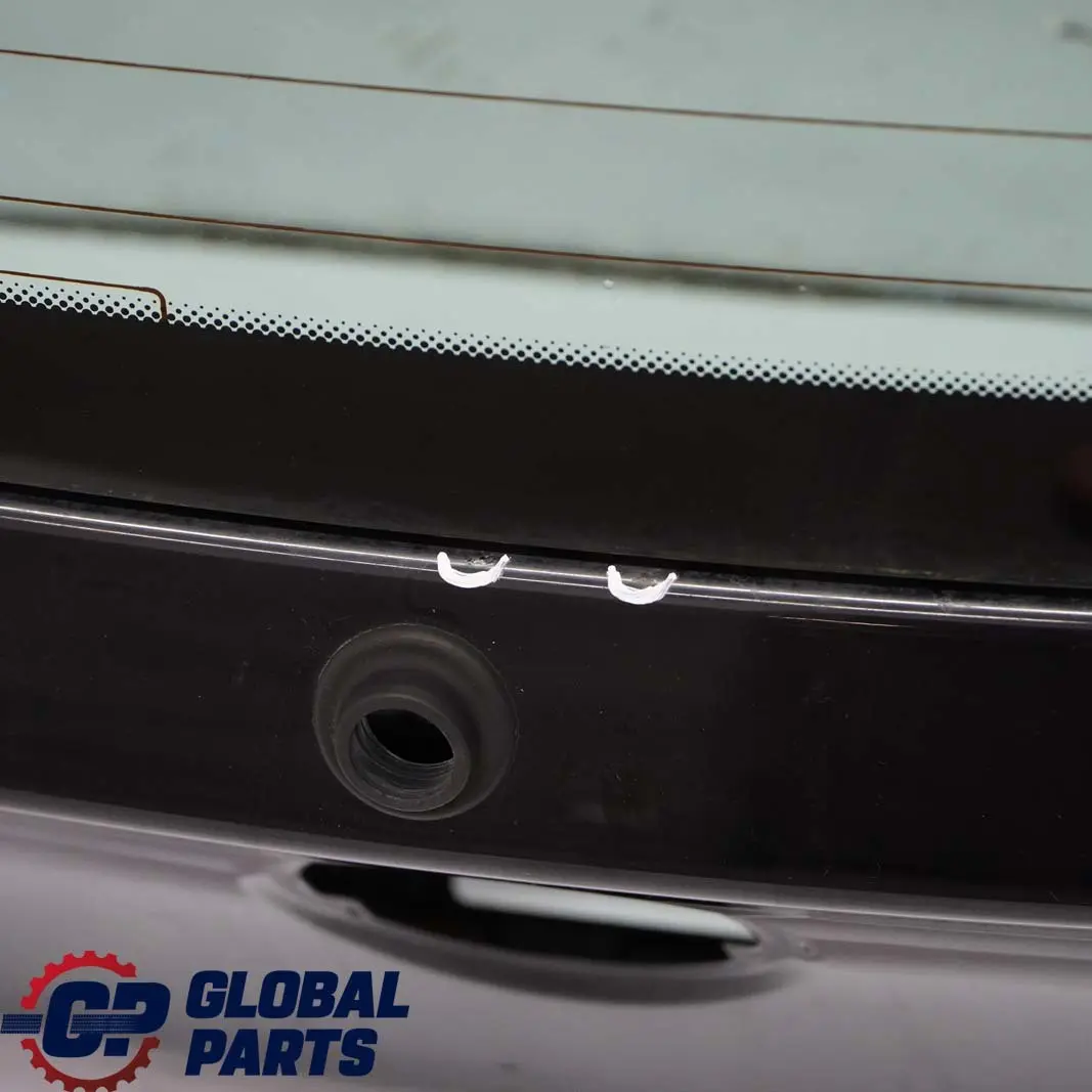 Klapa tylna tył goła schwarz II do BMW E81 E87 o numerze 41627133898 BMW E81 E87 Klapa tylna tył goła schwarz II - SKU 7133898-SCH - Numer Części 41627133898