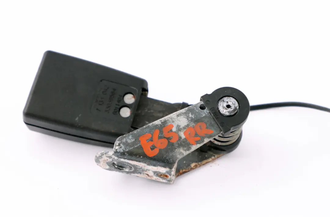 BMW E65 E66 Zaczep zapięcie pasa tylny tył prawy - SKU 7134042 - Numer Części 7134042