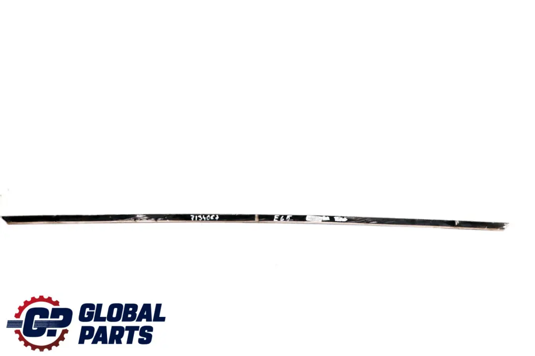 Embellecedor Tapa Tailgate Cromo para BMW E65 E66 E67 con número de pieza 7134067 BMW E65 E66 E67 Embellecedor Tapa Tailgate Cromo - SKU 7134067 - Número de pieza 7134067