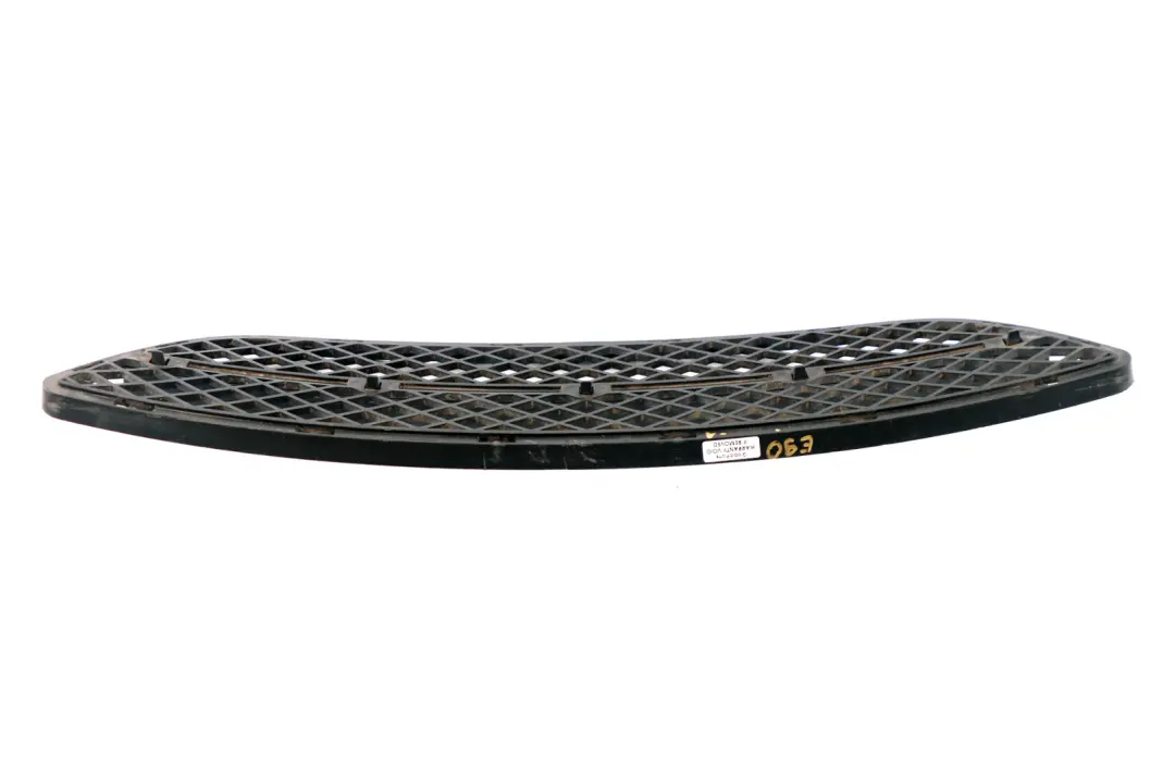 Grille De Pare-Chocs Avant BMW E90 E91 Center Grid  - SKU 7134074-1 - Numéro de pièce 7134074