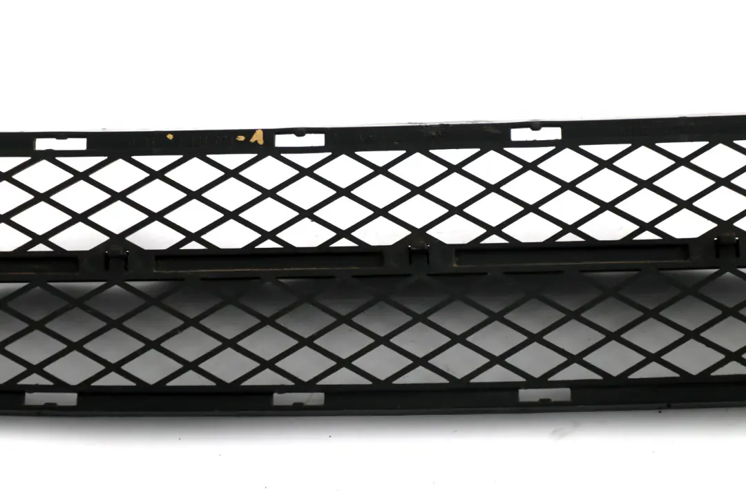 Grille De Pare-Chocs Avant BMW E90 E91 Center Grid  - SKU 7134074-1 - Numéro de pièce 7134074