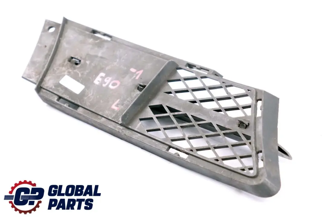 Grill Zderzaka Lewy Przód do BMW E90 E91 o numerze 7134081 BMW E90 E91 Grill Zderzaka Lewy Przód - SKU 7134081-1 - Numer Części 7134081