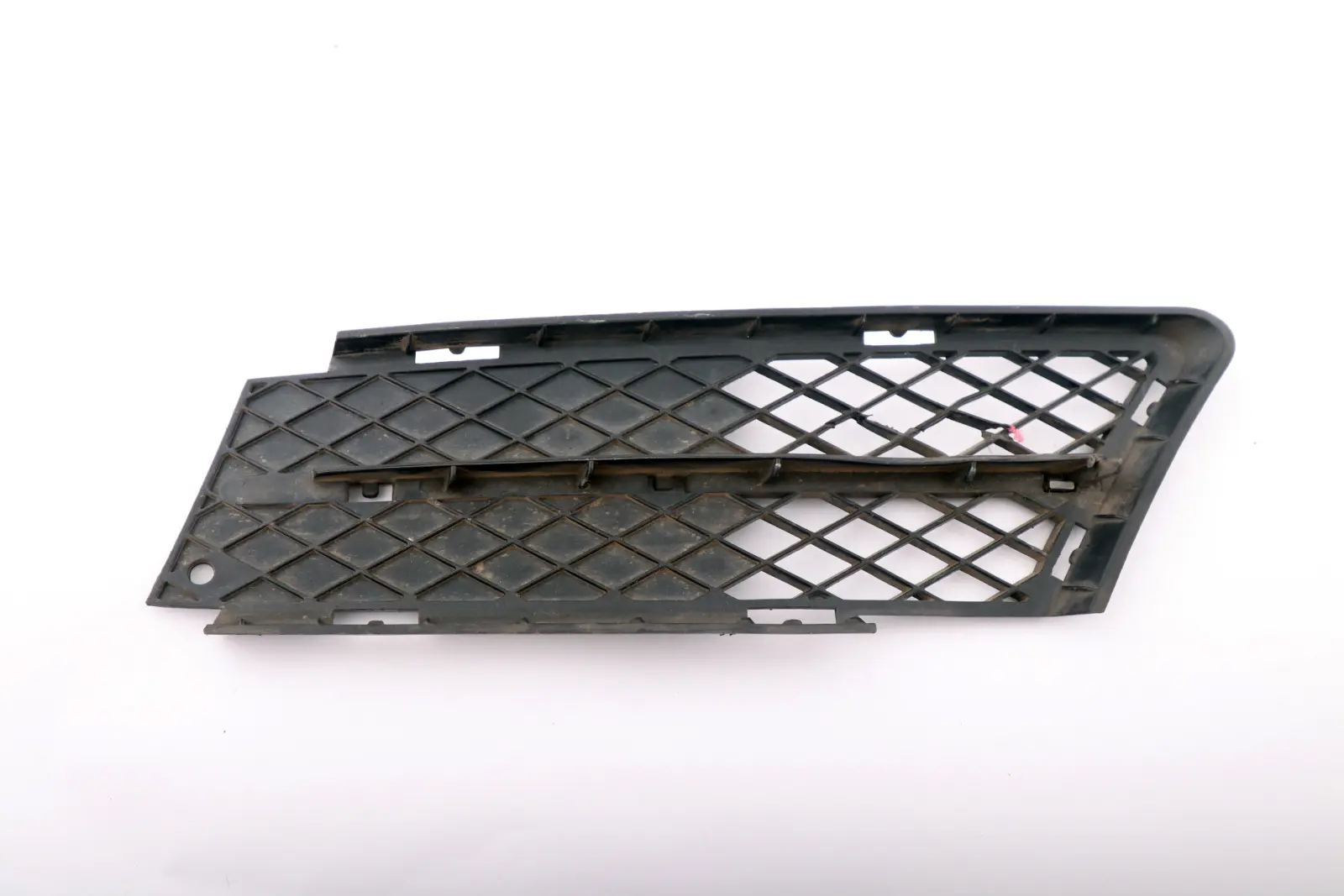Front Bumper Grille BMW E90 E91 Partially Open Grid Left N/S 7134081