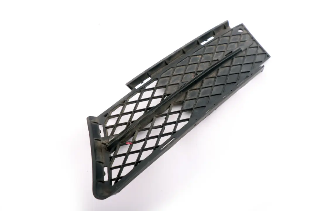 BMW E90 E91 Kratka Grill Zderzaka Lewa Przednia Lewy Przód - SKU 7134081 - Numer Części 7134081
