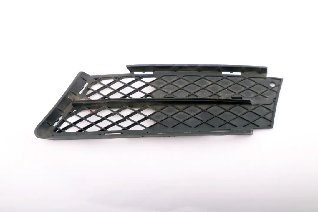 BMW E90 E91 Kratka Grill Zderzaka Lewa Przednia Lewy Przód - SKU 7134081 - Numer Części 7134081