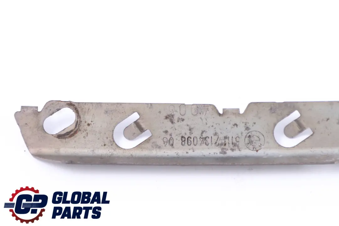 Ślizg wspornik zderzaka prawy przód do BMW E90 E91 o numerze 51117134098 BMW E90 E91 Ślizg wspornik zderzaka prawy przód - SKU 7134098 - Numer Części 51117134098