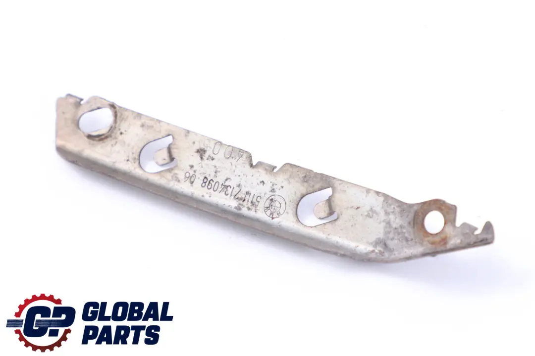 BMW 3 er E90 E90N E91 LCi Einlage Stossfänger vorn rechts 5111 - SKU 7134098 - Teilenummer 51117134098