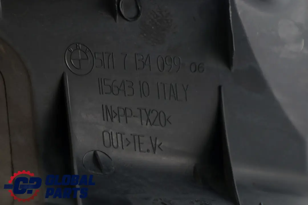 Griglia Anteriore Pannello Frontale Rivestimento Condotto Aria per BMW E90 E91 con numero di parte 7134099 BMW E90 E91 Griglia Anteriore Pannello Frontale Rivestimento Condotto Aria - SKU 7134099 - Numero di parte 7134099