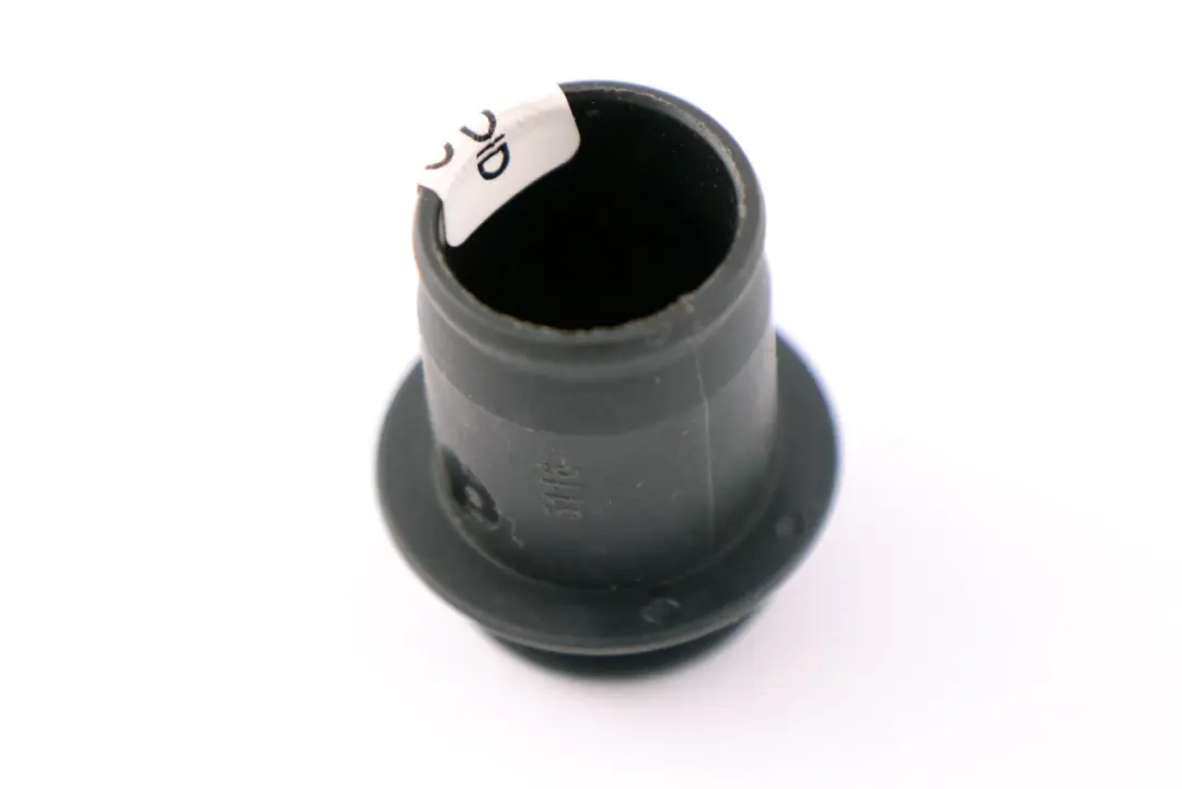 Embellecedor De Tapa De Encendedor De Cigarrillos Universal para BMW con número de pieza 7135141 BMW Embellecedor De Tapa De Encendedor De Cigarrillos Universal - SKU 7135141 - Número de pieza 7135141