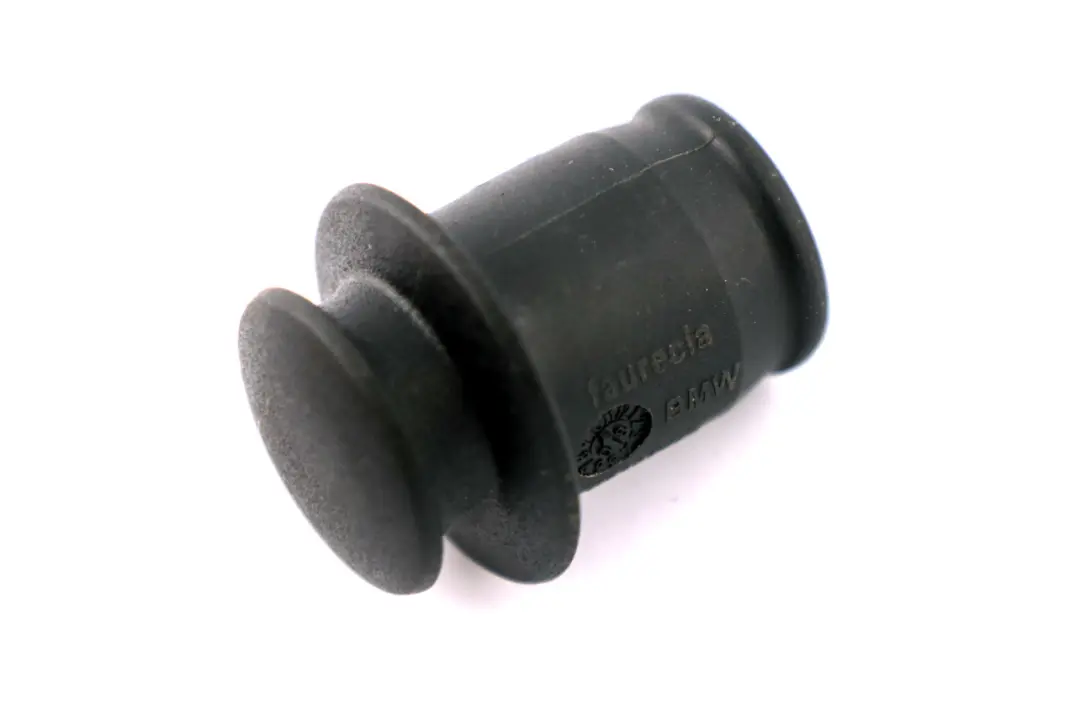 Embellecedor De Tapa De Encendedor De Cigarrillos Universal para BMW con número de pieza 7135141 BMW Embellecedor De Tapa De Encendedor De Cigarrillos Universal - SKU 7135141 - Número de pieza 7135141