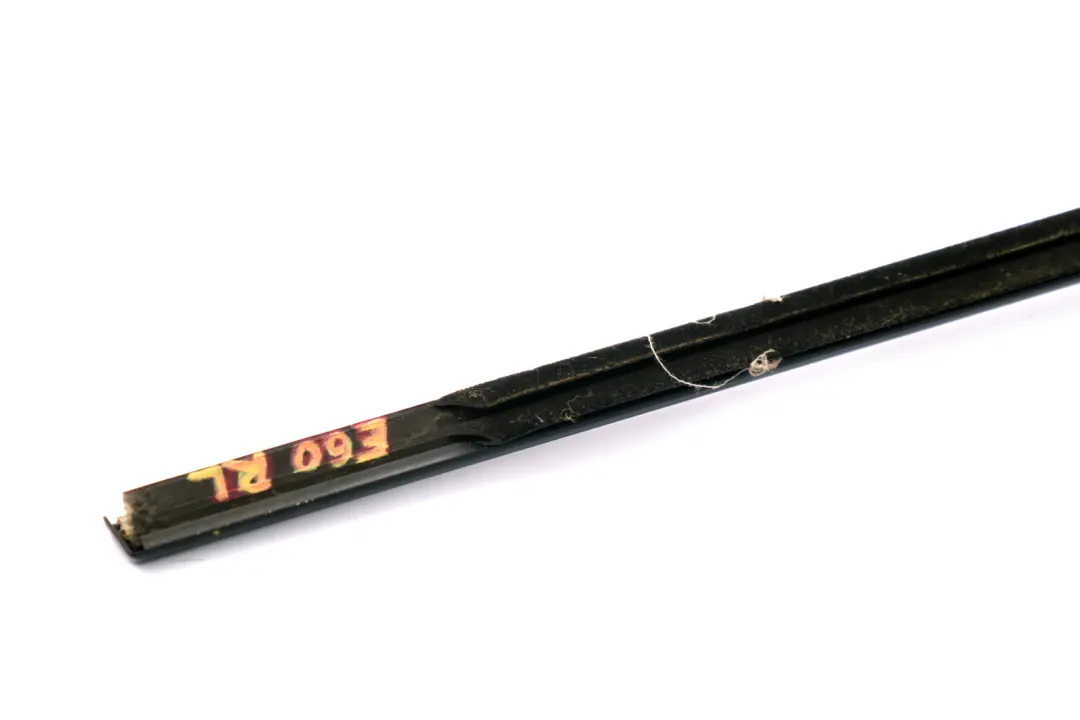 BMW 5 er E60 E60N LCI Schachtabdeckung Tür aussen hinten links Schwarz - SKU 7135163 - Teilenummer 7135163