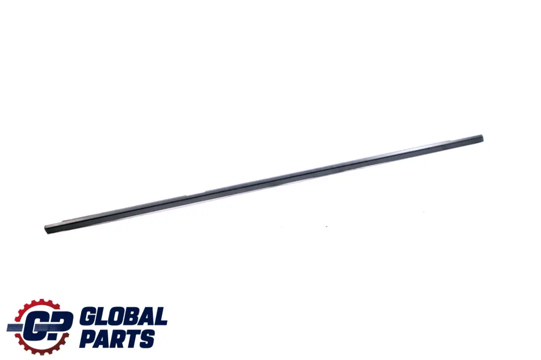 Canal Cubierta Exterior Puerta Trasera Derecha Negro Mate para BMW E60 E60N con número de pieza 7135164 BMW E60 E60N Canal Cubierta Exterior Puerta Trasera Derecha Negro Mate - SKU 7135164 - Número de pieza 7135164