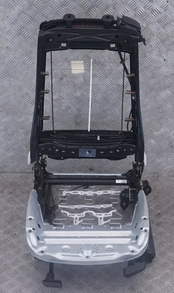Front Left Seat N/S Backrest Frame Mechanism Carrier to BMW 1 3 Series E81 E82 E92 with Part number 7135545 BMW 1 3 Series E81 E82 E92 Front Left Seat N/S Backrest Frame Mechanism Carrier - SKU 7135545 - Part number 7135545