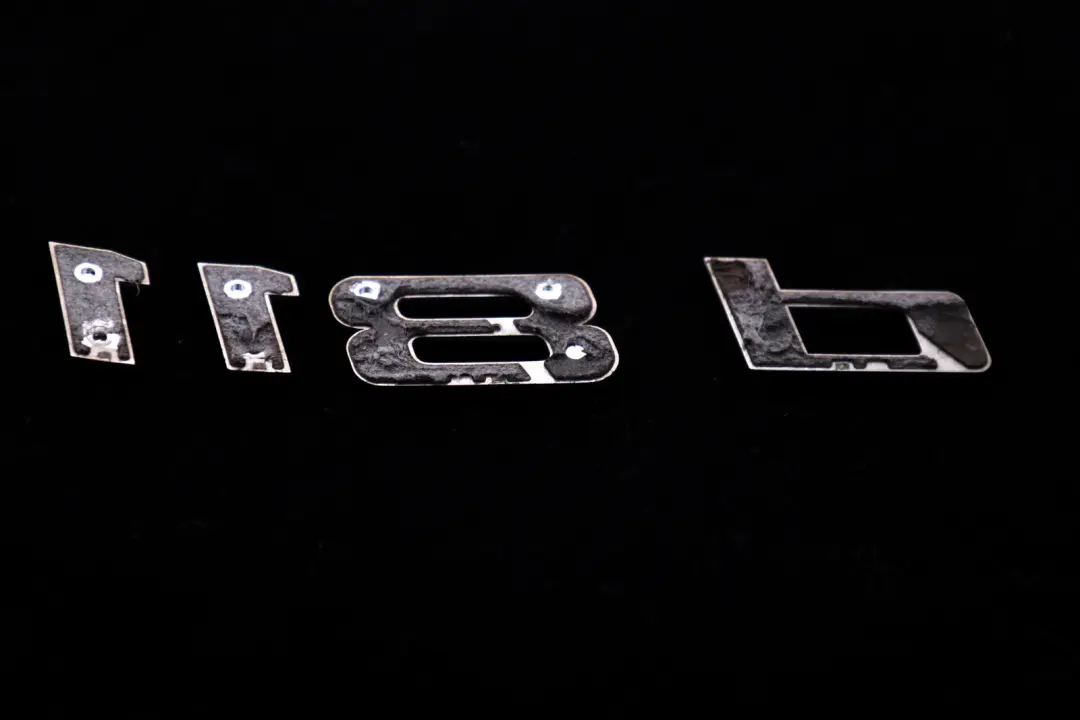 BMW 1 Series E81 E87 F20 Rear Boot Lid Adhered Emblem 118d lettering - SKU 7135549 - Part number 51147135549
