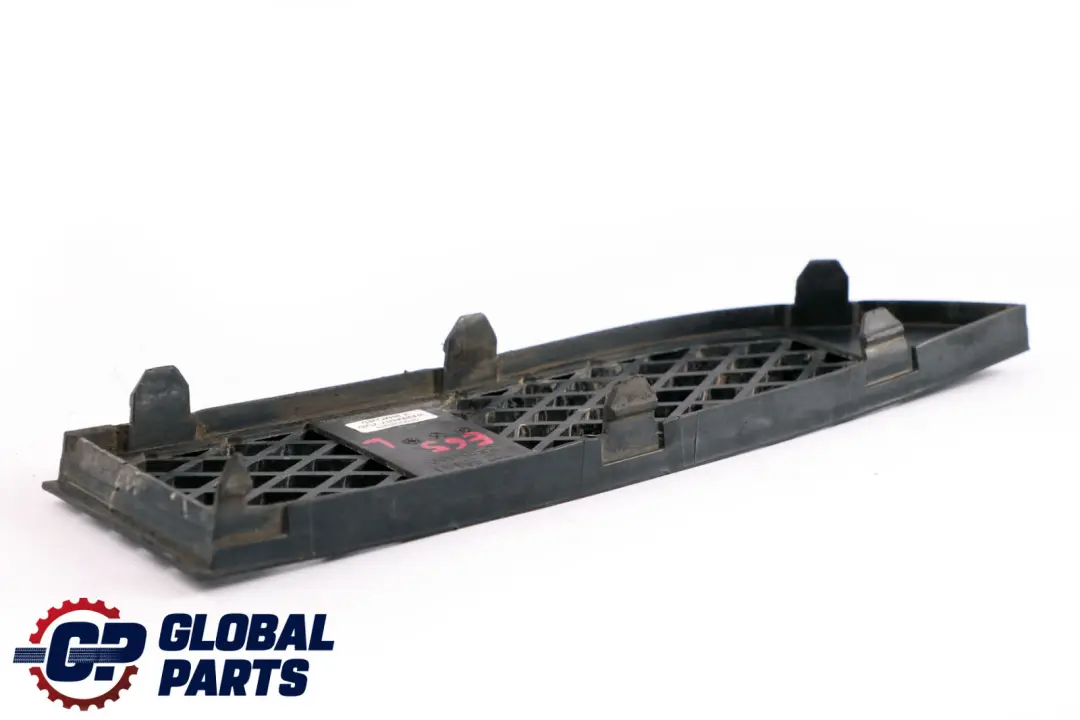 BMW 7 er E65 E66 E67 Front Bumper Fog Grille Grid Lateral Left N/S - SKU 7135563 - Part number 7135563