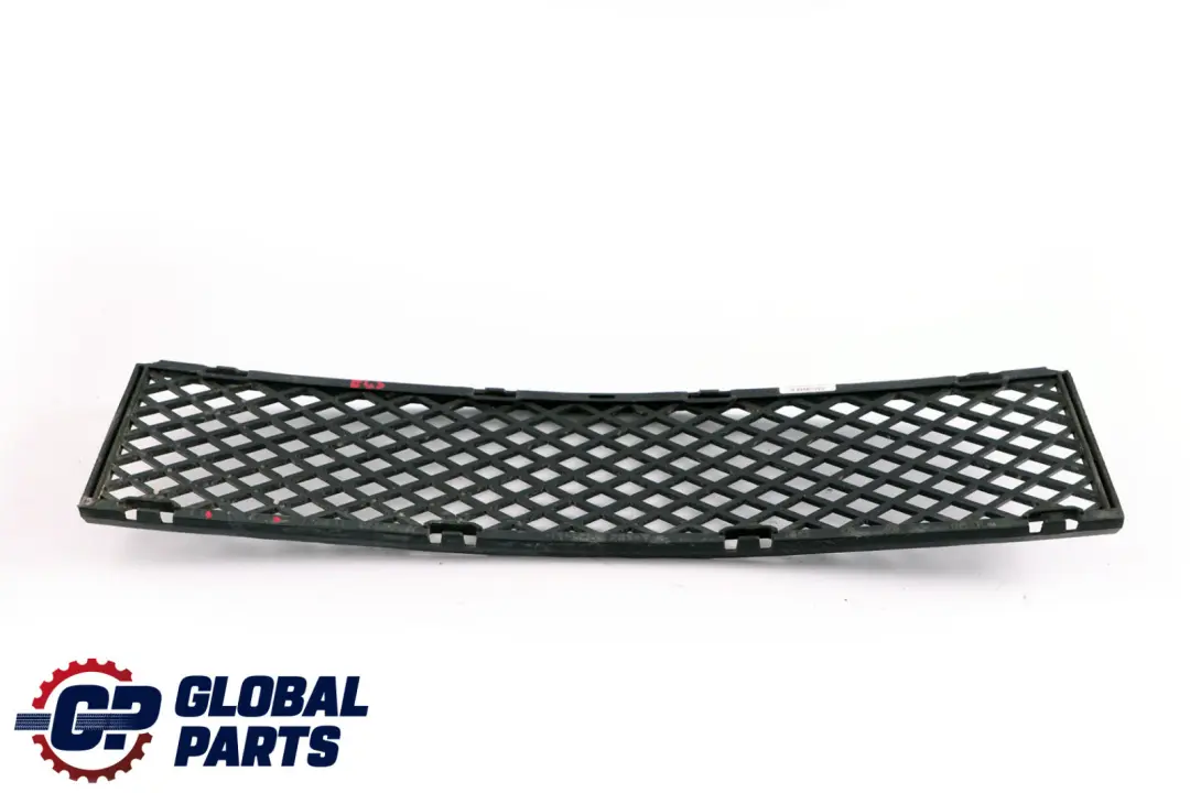 BMW E65 E66 E67 Grille centrale inférieure du pare-chocs avant - SKU 7135573 - Numéro de pièce 7135573