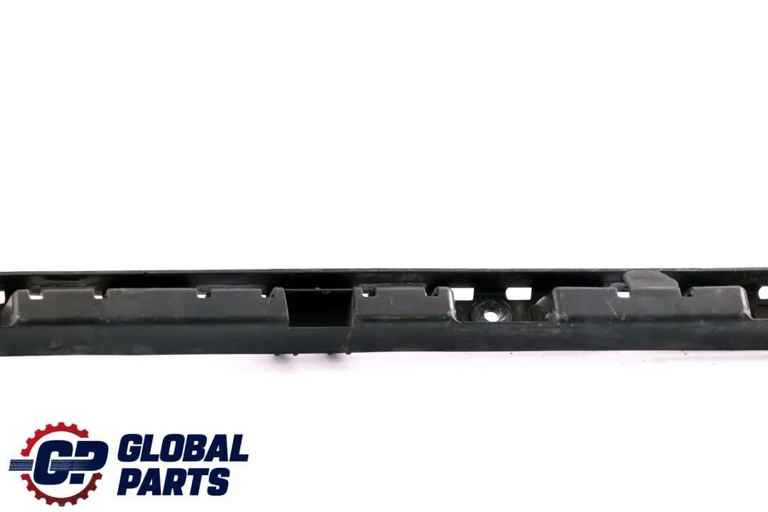 Mount Lateral Rear Right In Rear Bumper O/S to BMW 7 Series E65 E66 E67 with Part number 7135608 BMW 7 Series E65 E66 E67 Mount Lateral Rear Right In Rear Bumper O/S - SKU 7135608 - Part number 7135608