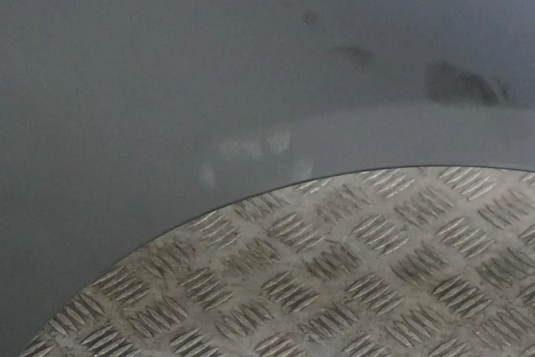 BMW 3 E90 E91 2 Seitenwand Vorne Rechts Kotflügel Grundiert - SKU 7135680 - Teilenummer 7135680