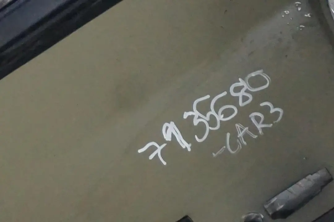 Side Panel Fender Wing Front Right O/S Carbonschwarz Bla to BMW 3 Series E90 E91 3 with Part number 7135680 BMW 3 Series E90 E91 3 Side Panel Fender Wing Front Right O/S Carbonschwarz Bla - SKU 7135680-CAR3 - Part number 7135680