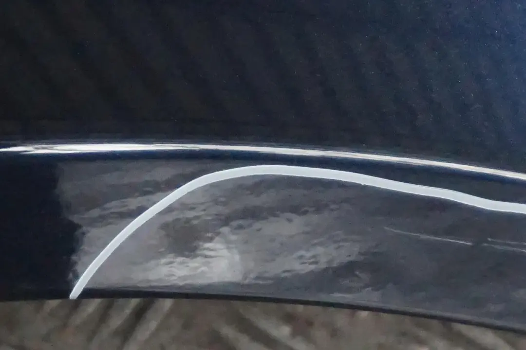 BMW 3 E90 E91 2 Fahrerseite Seitenwand Vorne Rechts Kotflügel Carbonschwarz - SKU 7135680-CAR3 - Teilenummer 7135680
