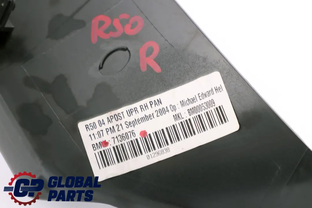Mini Cooper R50 R53 Couvercle Colonne A Droite Panther Black Noir - SKU 7136076 - Numéro de pièce 7136076