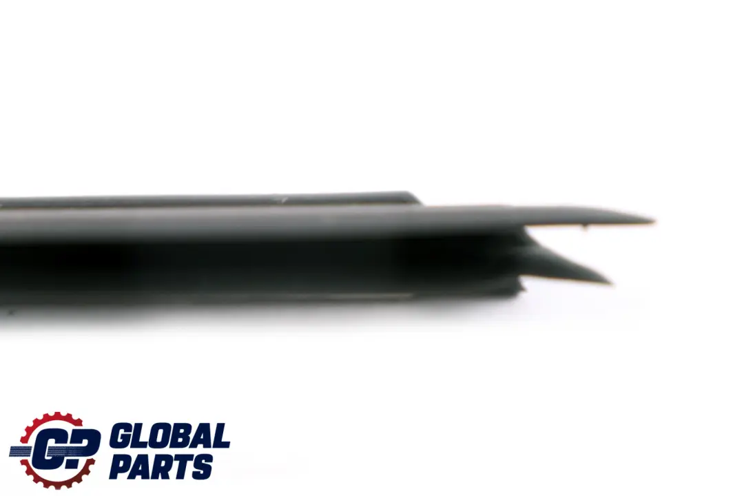 BMW 3 Series E90 E90N E91 E91N LCI Sealing Strip Gasket Door Right O/S - SKU 7136140 - Part number 7136140