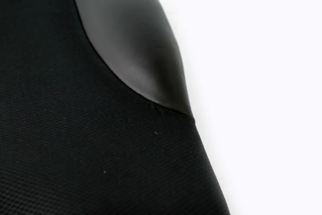 Asiento Trasero Respaldo Izquierdo Tela Molette Negro para Mini One R50 con número de pieza 7136463 Mini One R50 Asiento Trasero Respaldo Izquierdo Tela Molette Negro - SKU 7136463 - Número de pieza 7136463