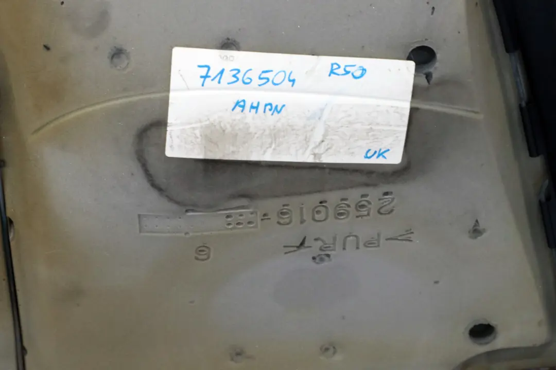 Tissu couverture base canapé de siège arrière Panther Black pour BMW Mini Cooper R50 à propos du numéro de pièce 7136504 BMW Mini Cooper R50 Tissu couverture base canapé de siège arrière Panther Black - SKU 7136504 - Numéro de pièce 7136504