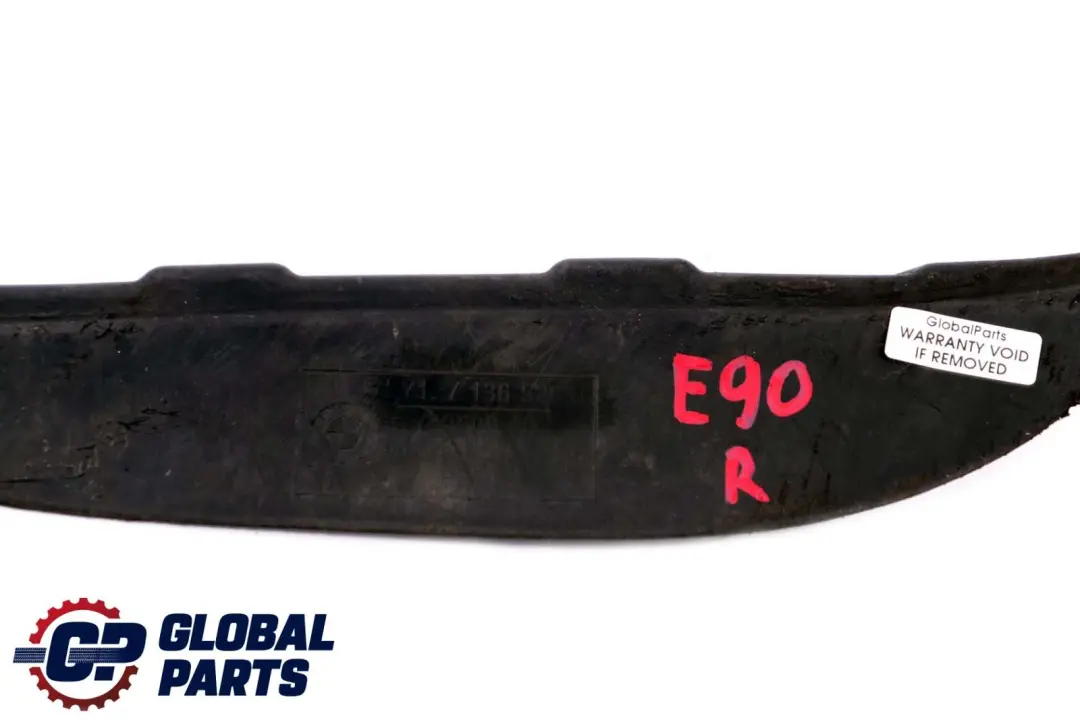 BMW E90 E91 Uszczelka Listwa Nadkola Przód Prawa - SKU 7136526 - Numer Części 7136526