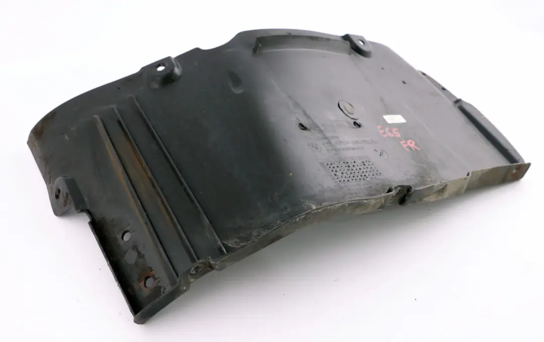 Rivestimento Passaruota Alloggiamento Anteriore Destro per BMW E65 E66 E67 con numero di parte 7136684 BMW E65 E66 E67 Rivestimento Passaruota Alloggiamento Anteriore Destro - SKU 7136684 - Numero di parte 7136684