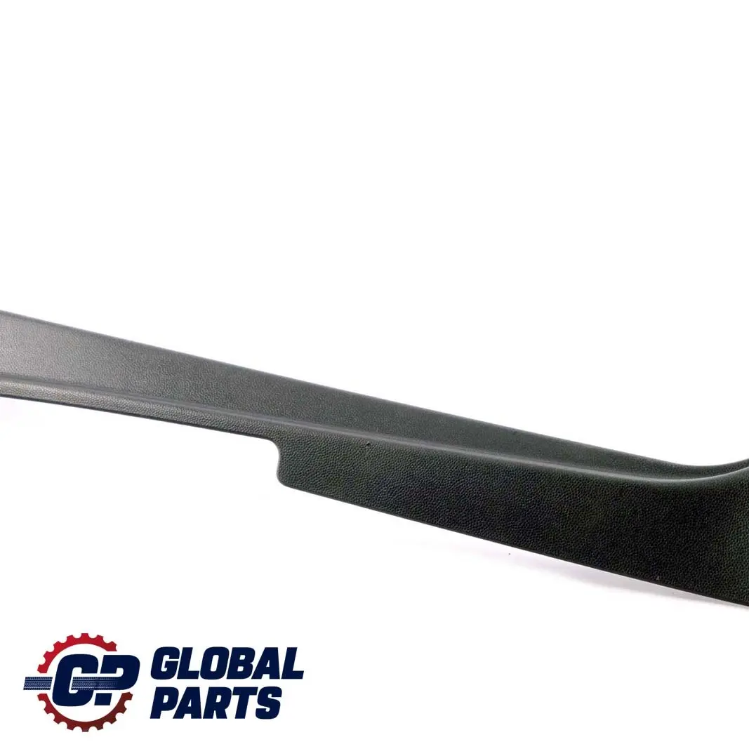 Embellecedor Entrada Lateral Inferior Izquierda Negro para Mini Cooper One R56 con número de pieza 7136791 Mini Cooper One R56 Embellecedor Entrada Lateral Inferior Izquierda Negro - SKU 7136791 - Número de pieza 7136791