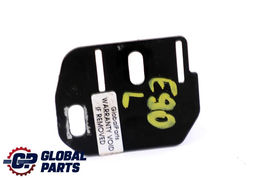 Uchwyt Mocowanie Wspornik Reflektora Lewy Przód do BMW E90 E91 o numerze 51647136827 BMW E90 E91 Uchwyt Mocowanie Wspornik Reflektora Lewy Przód - SKU 7136827 - Numer Części 51647136827