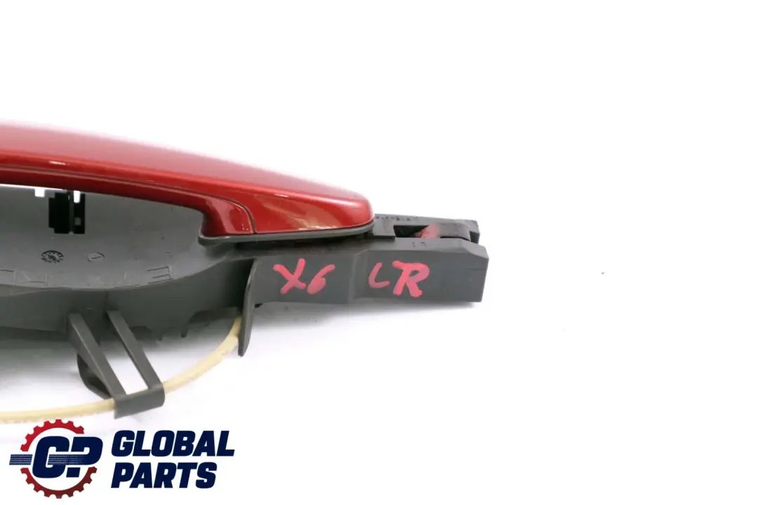 Left Grab Handle N/S Exterior Vermilion Red A82 to BMW X5 X6 Series E70 E71 Rear with Part number 7137053 BMW X5 X6 Series E70 E71 Rear Left Grab Handle N/S Exterior Vermilion Red A82 - SKU 7137053-VER - Part number 7137053