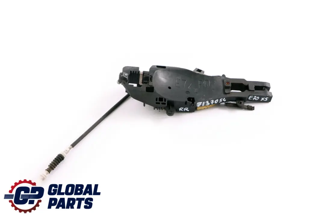 Maniglia esterna porta portellone posteriore destro per BMW E70 E71 con numero di parte 7137054 BMW E70 E71 Maniglia esterna porta portellone posteriore destro - SKU 7137054 - Numero di parte 7137054