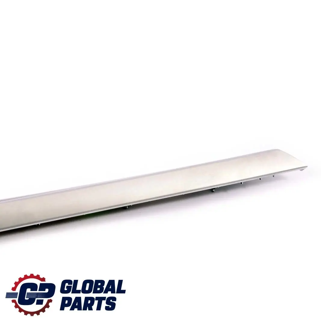 Embellecedor Puerta Delantera Derecha Tapa Tira Madera Nogal para BMW E70 con número de pieza 7137178 BMW E70 Embellecedor Puerta Delantera Derecha Tapa Tira Madera Nogal - SKU 7137178 - Número de pieza 7137178