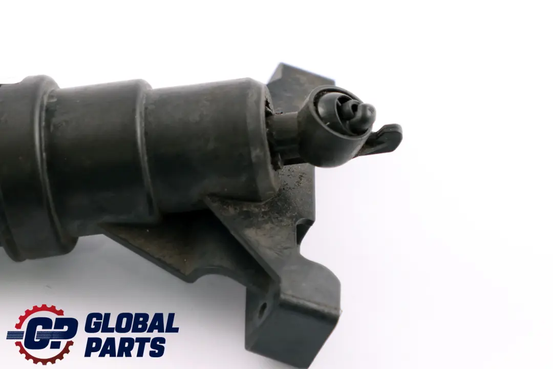 Buse Haute Pression Droite pour BMW E65 E66 E67 à propos du numéro de pièce 7137402 BMW E65 E66 E67 Buse Haute Pression Droite - SKU 7137402 - Numéro de pièce 7137402