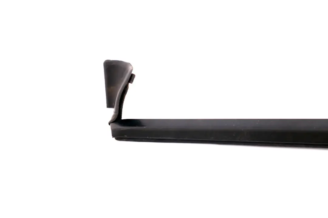 BMW 6 Series E64 E64N LCI Cabrio Right Door O/S Outer Weatherstrip Strip Black - SKU 7137598 - Part number 7137598